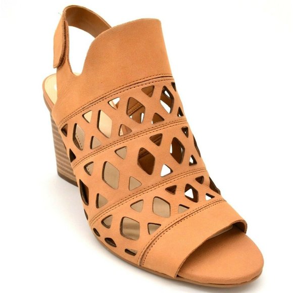 Vince Camuto Shoes - Vince Camuto Deverly Nubuck Heeled Sandals 8.5 New